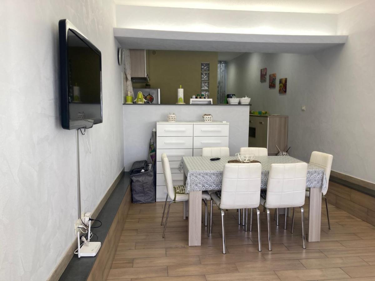 Naxos Beach Apartment Giardini Naxos Kültér fotó