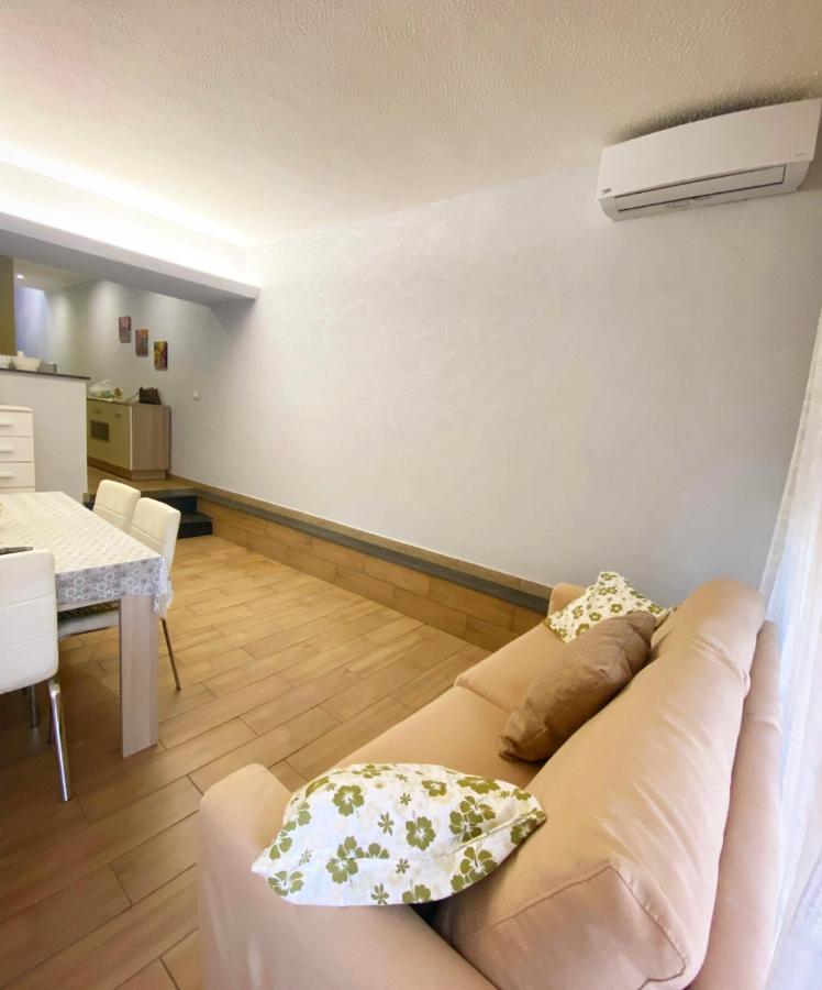 Naxos Beach Apartment Giardini Naxos Kültér fotó